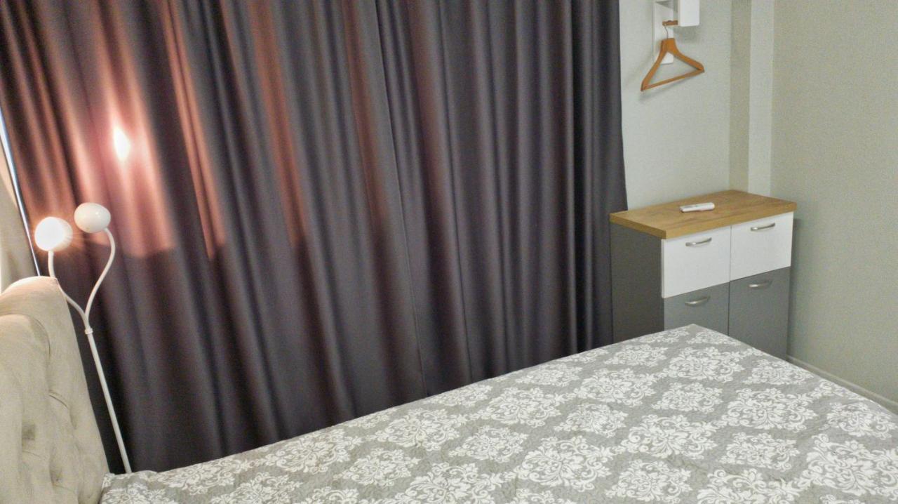 Cozy Studio Near The Park With Huge Verandah. 벨리코 터르노보 외부 사진
